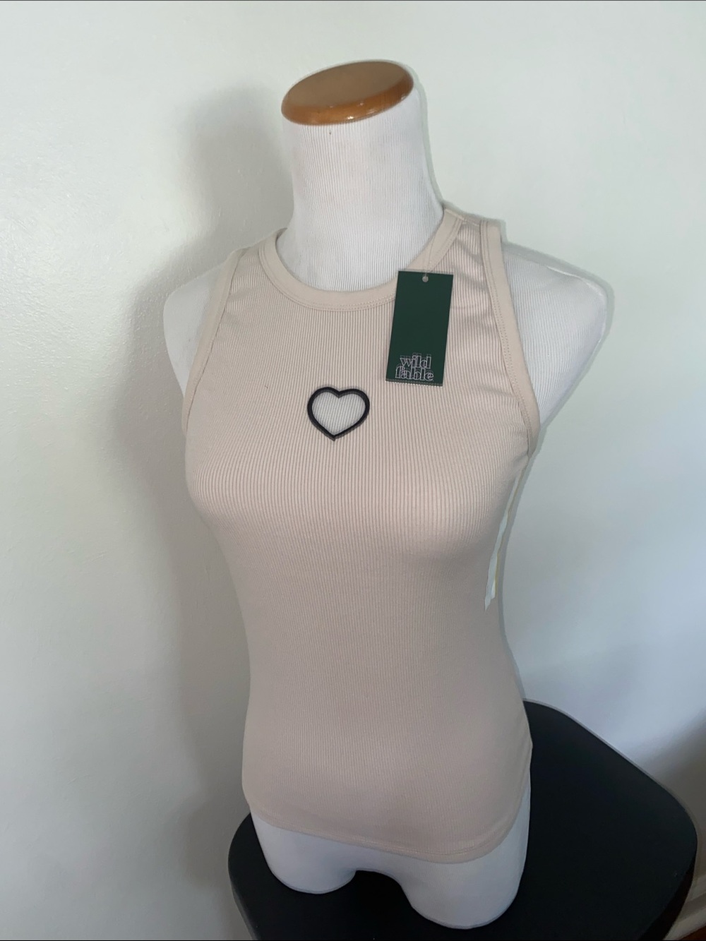 wild fable Beige Ribbed Tank with Keyhole Heart Accent